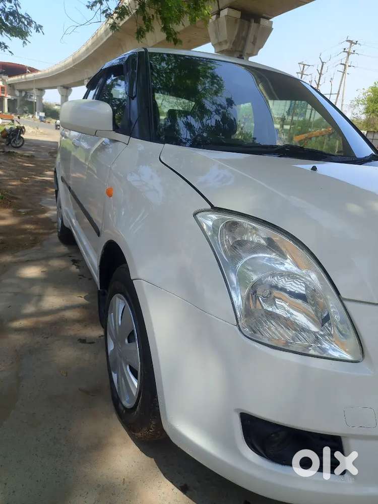 Maruti Suzuki Dzire 2011 Petrol 43000 Km Driven