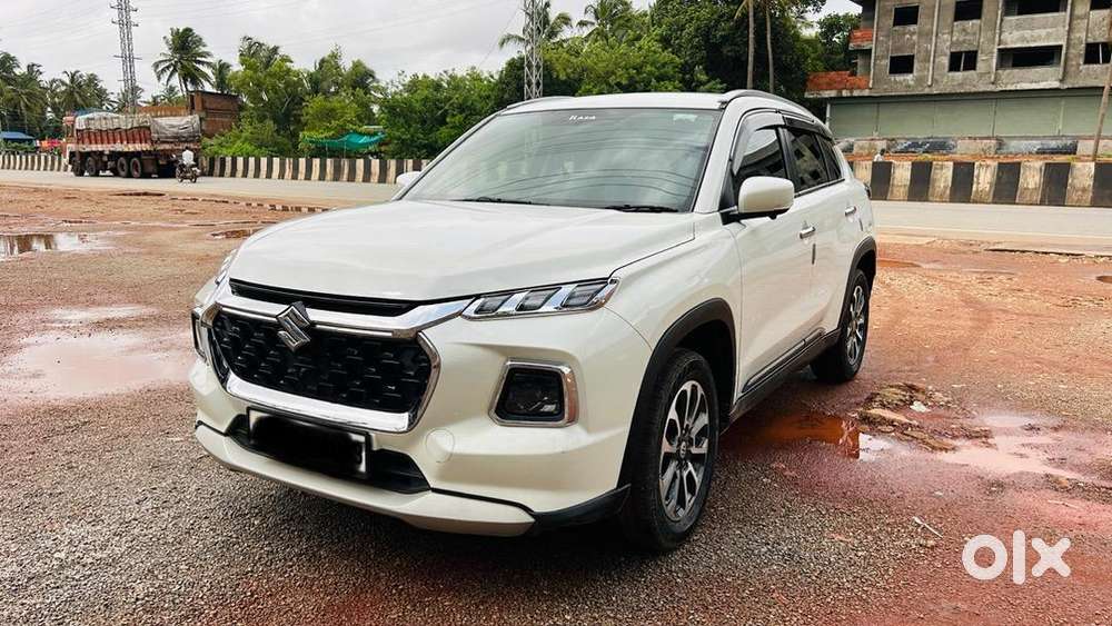 Maruti Suzuki Grand Vitara 2023 Petrol Well Maintained
