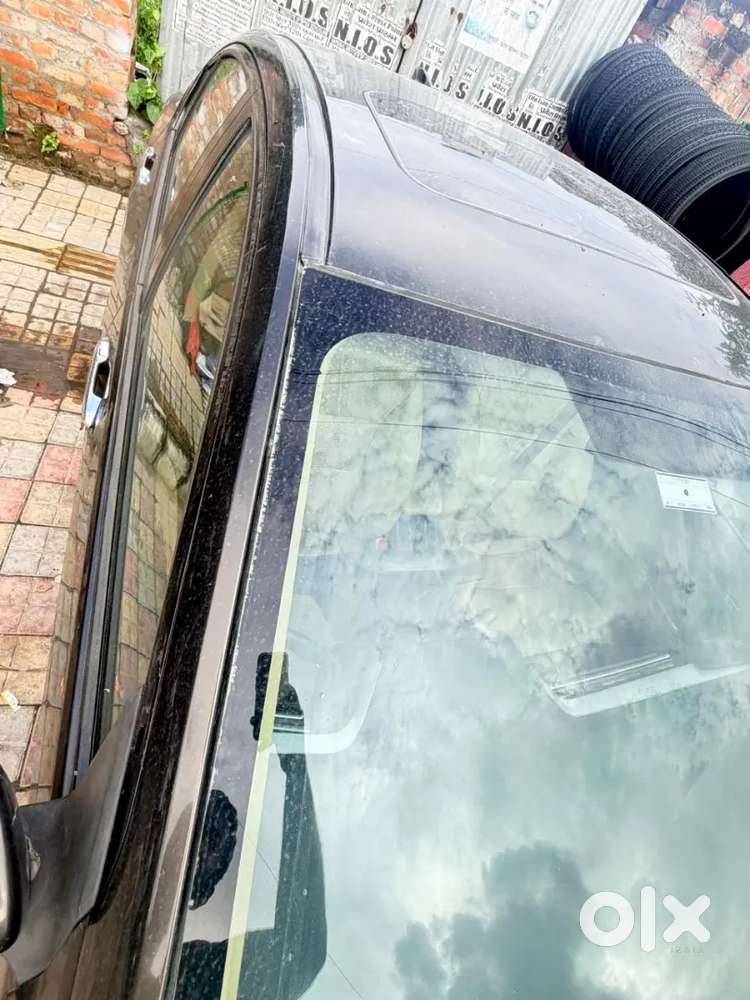 Honda City 1.5 Vx 2015 First Owner Sunroof Push Button Start.