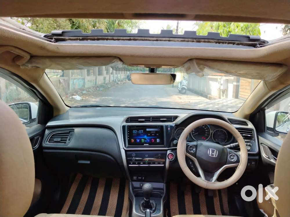 Honda City V Mt Sunroof, 2018, Petrol