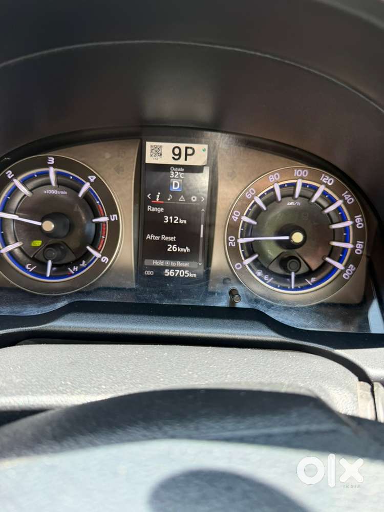 Toyota Innova Crysta Diesel 2022