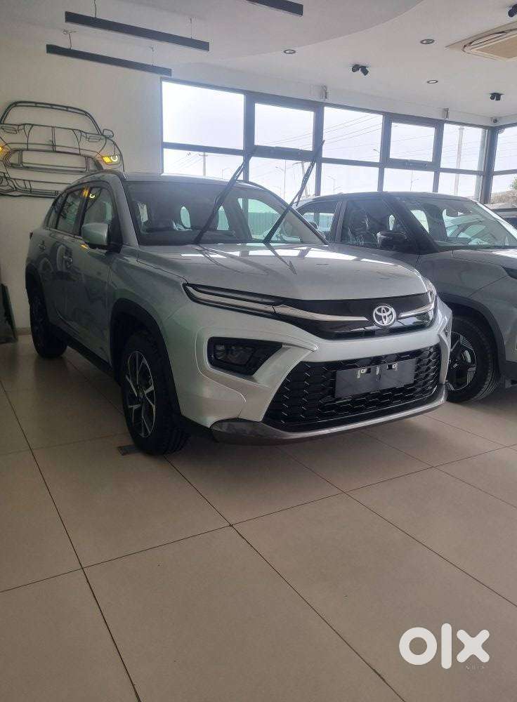 Toyota Urban Cruiser Hyryder 1.5 V Neo Drive, 2025, Petrol