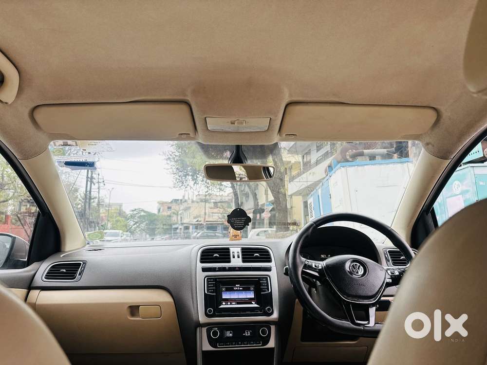 Volkswagen Vento 1.2 Tsi Highline At, 2016, Petrol