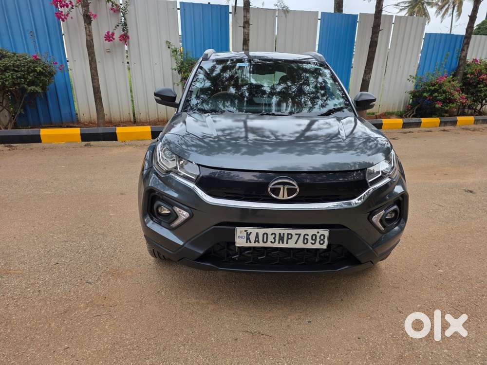 Tata Nexon 1.2 Revotron Xma Amt (s), 2023, Petrol
