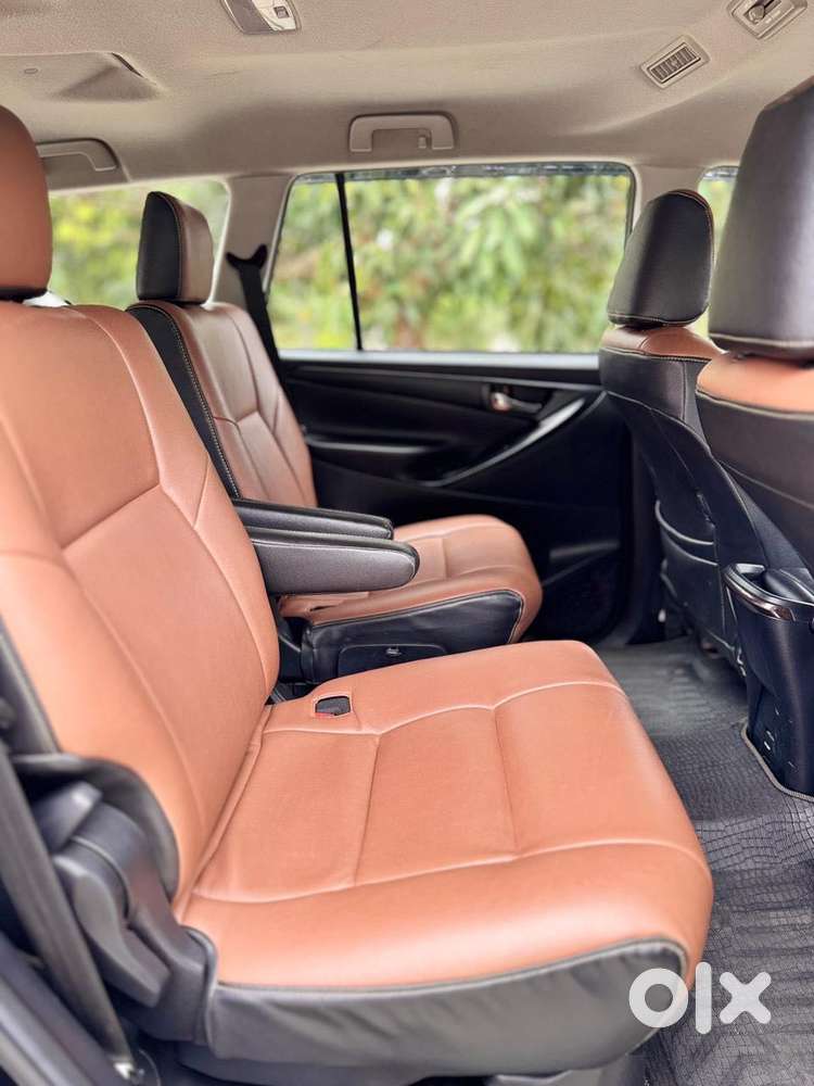 Toyota Innova Crysta 2.8 Gx At 7 Str, 2022, Diesel