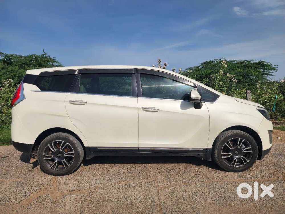 Mahindra Marazzo 2018  M8 Diesel.