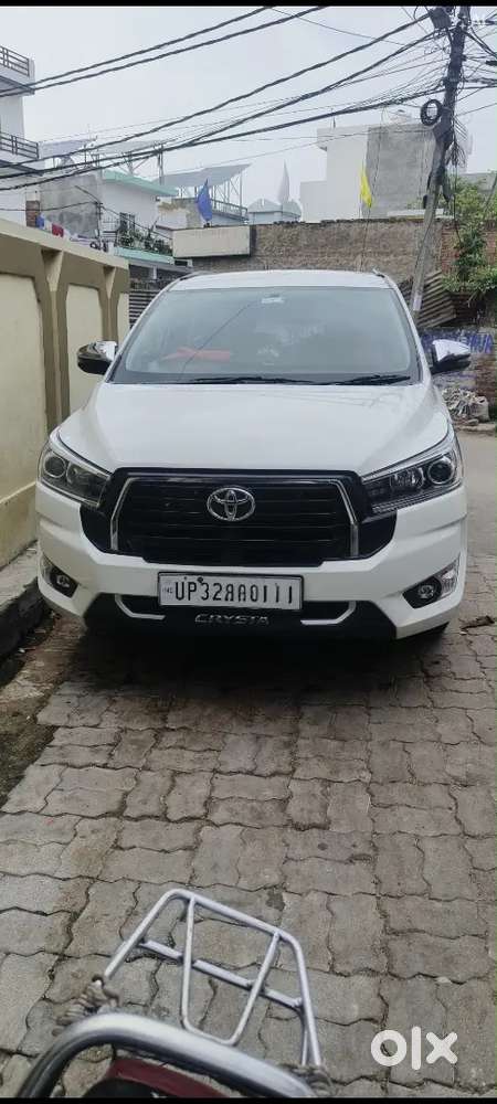 Toyota Innova Crysta 2.4 2019