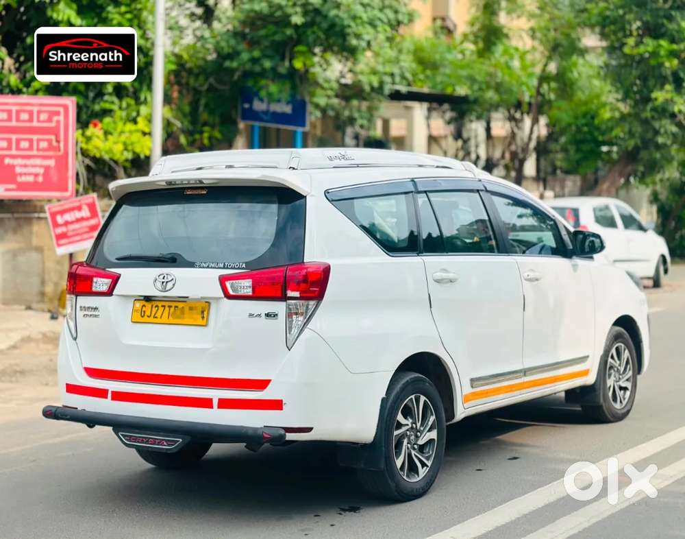 Toyota Innova Crysta [2020-ongoing] 2.4 Gx 8 Str, 2022, Diesel
