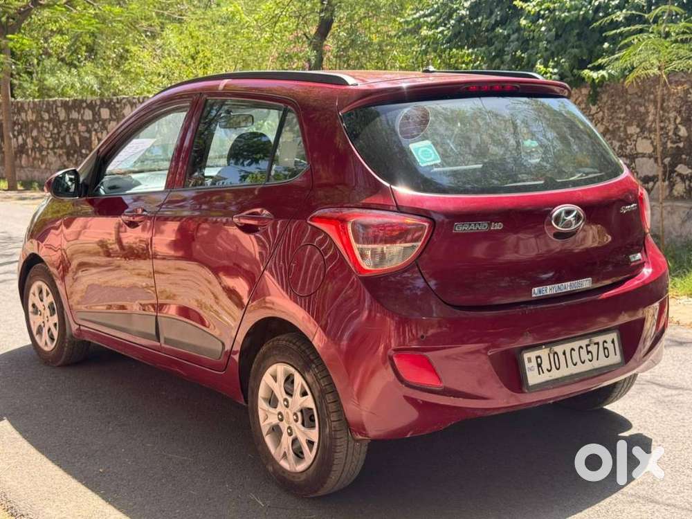 Hyundai Grand I10 2013-2016 Sportz, 2015, Petrol