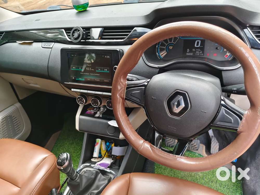 Renault Triber Rxt, 2019, Petrol