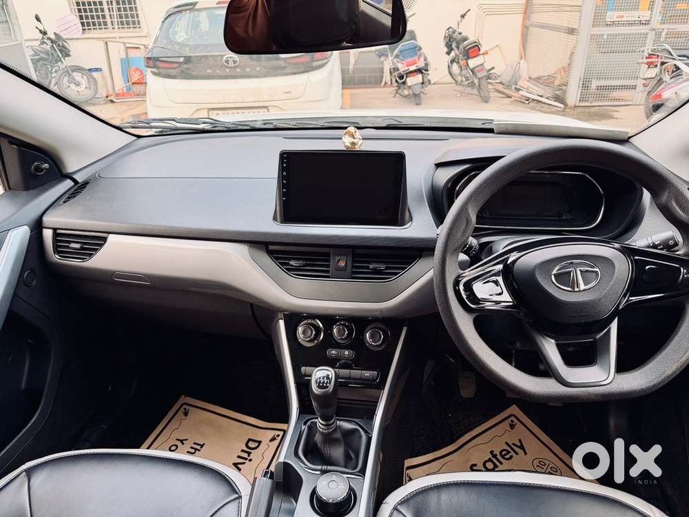 Tata Nexon Smart Petrol Manual | July 2023 | 45,000 Km | 1st Owner