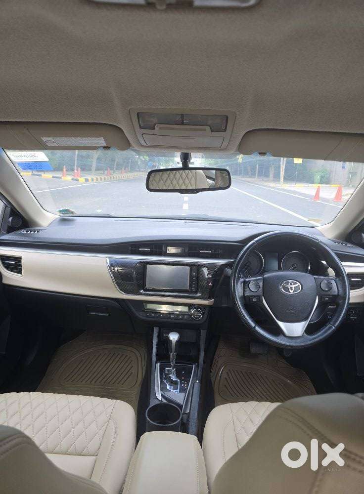 Toyota Corolla Altis G At, 2014, Petrol