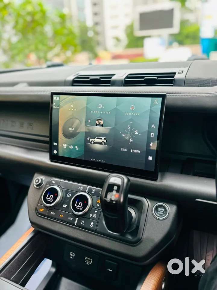 Land Rover Defender, 2022, Petrol