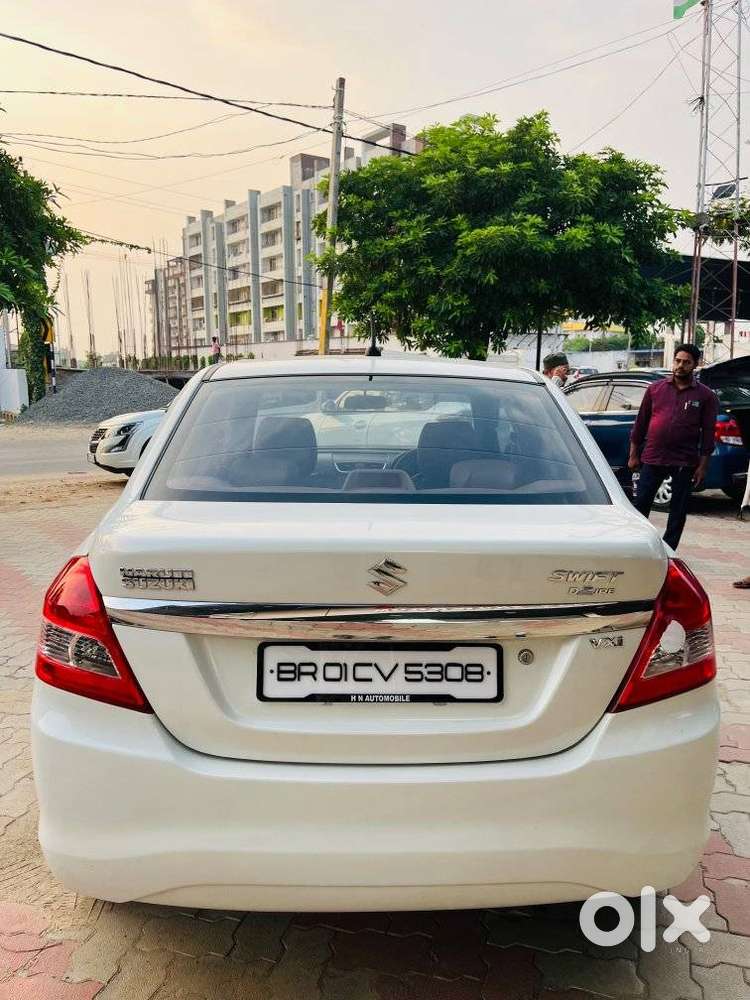Maruti Suzuki Swift Dzire Vxi Optional, 2016, Petrol