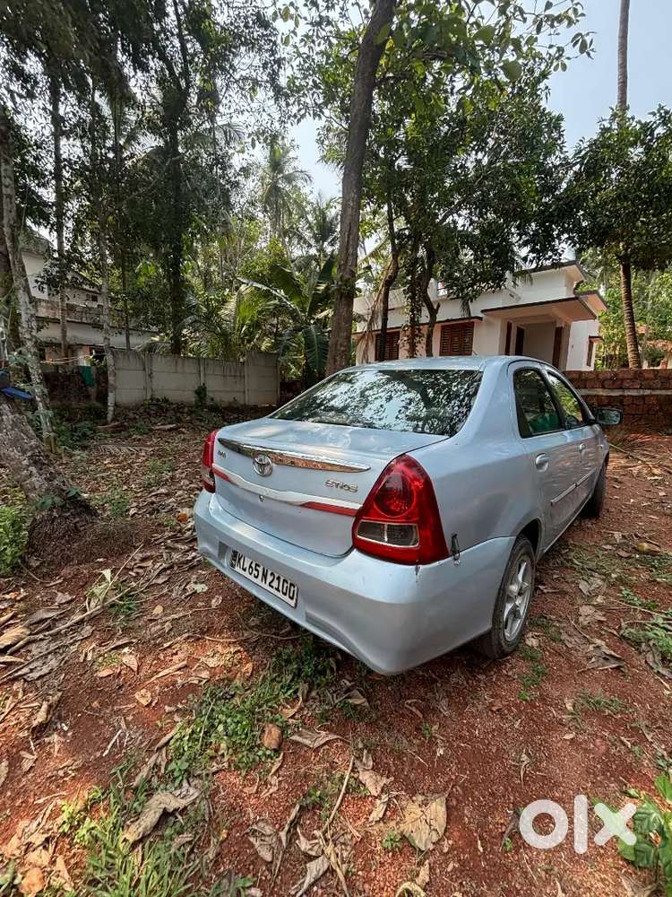 Toyota Etios Liva 2011 Diesel 150000 Km Driven