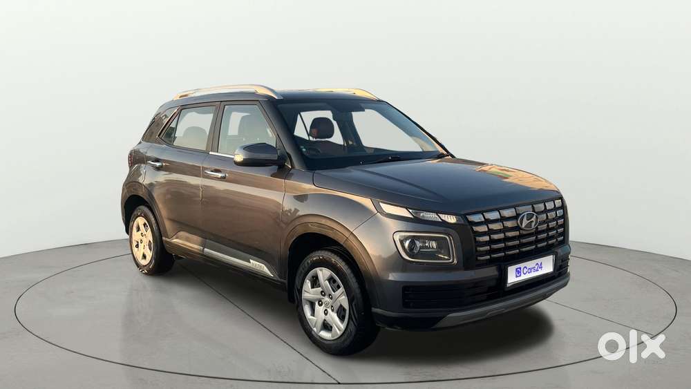 Hyundai Venue 1.2 S (o), 2022, Petrol