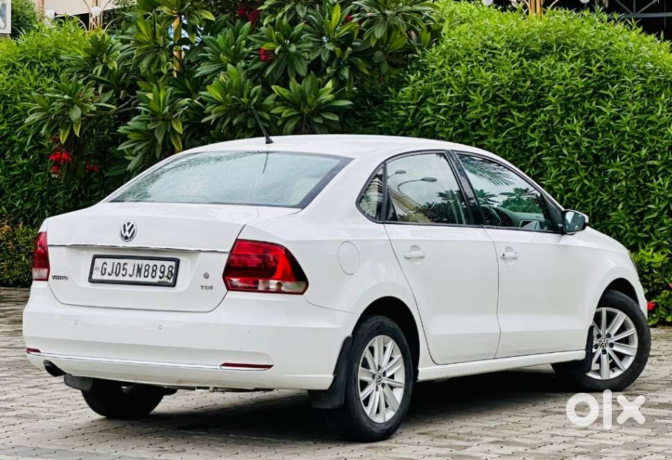 Volkswagen Vento 1.5l Tdi Highline Plus At Diesel, 2015