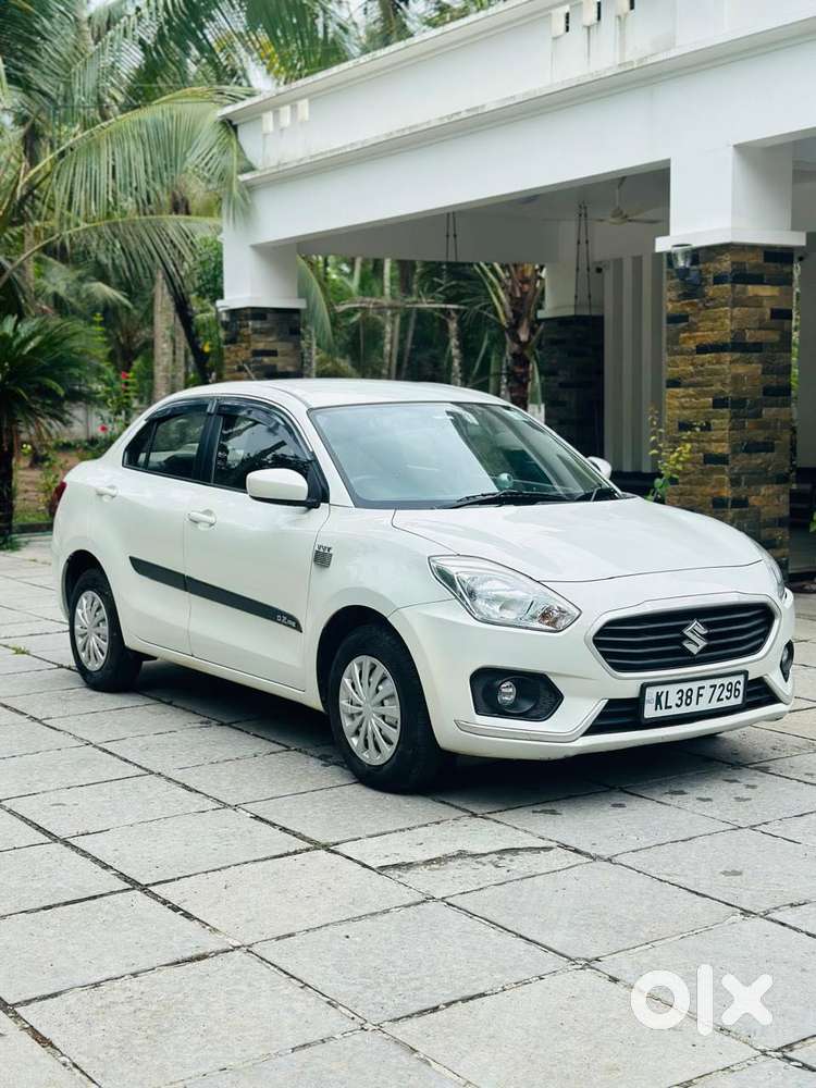 Maruti Suzuki Dzire 1.2 Lxi, 2017, Petrol