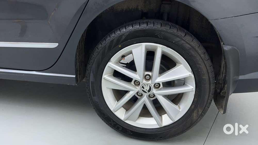 Skoda Rapid 1.5 Tdi Style/1.5 At Style, 2020, Petrol