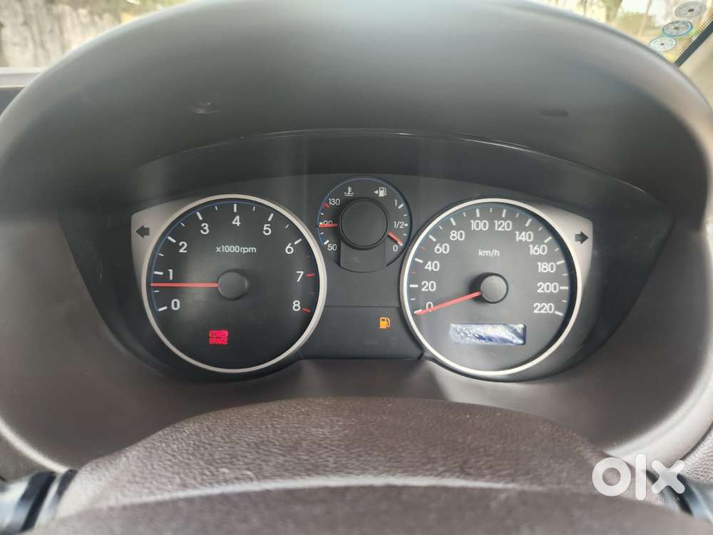 Hyundai I20 Magna 1.2 Mt, 2011, Petrol
