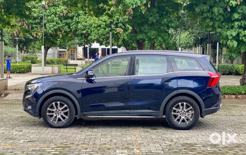 Mahindra Xuv700 2.2 Ax 7 Diesel At Luxury Pack Str Awd, 2023, Diesel