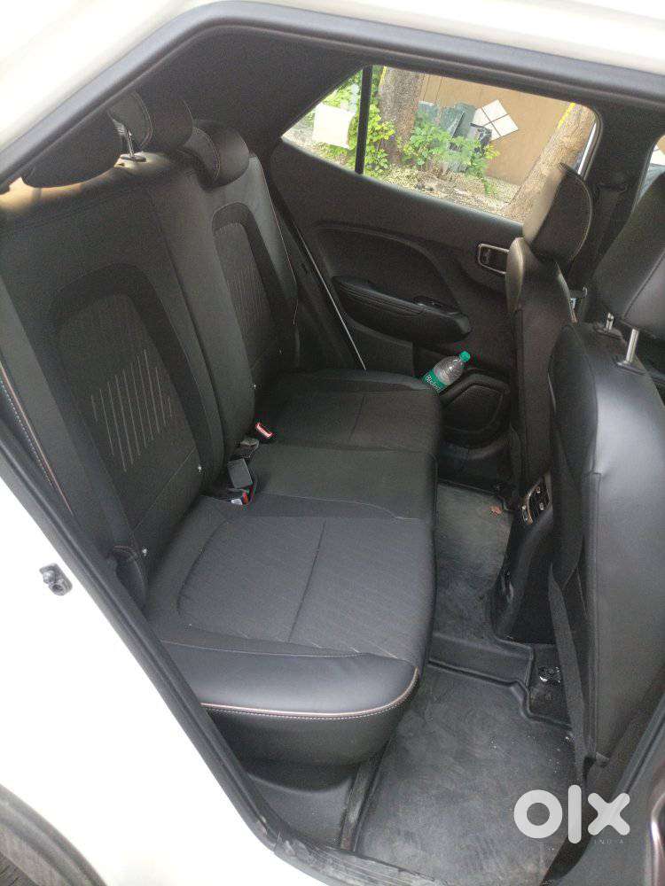 Hyundai Venue Sx(o) 1.0 Turbo Dct Knight Edition, 2024, Petrol