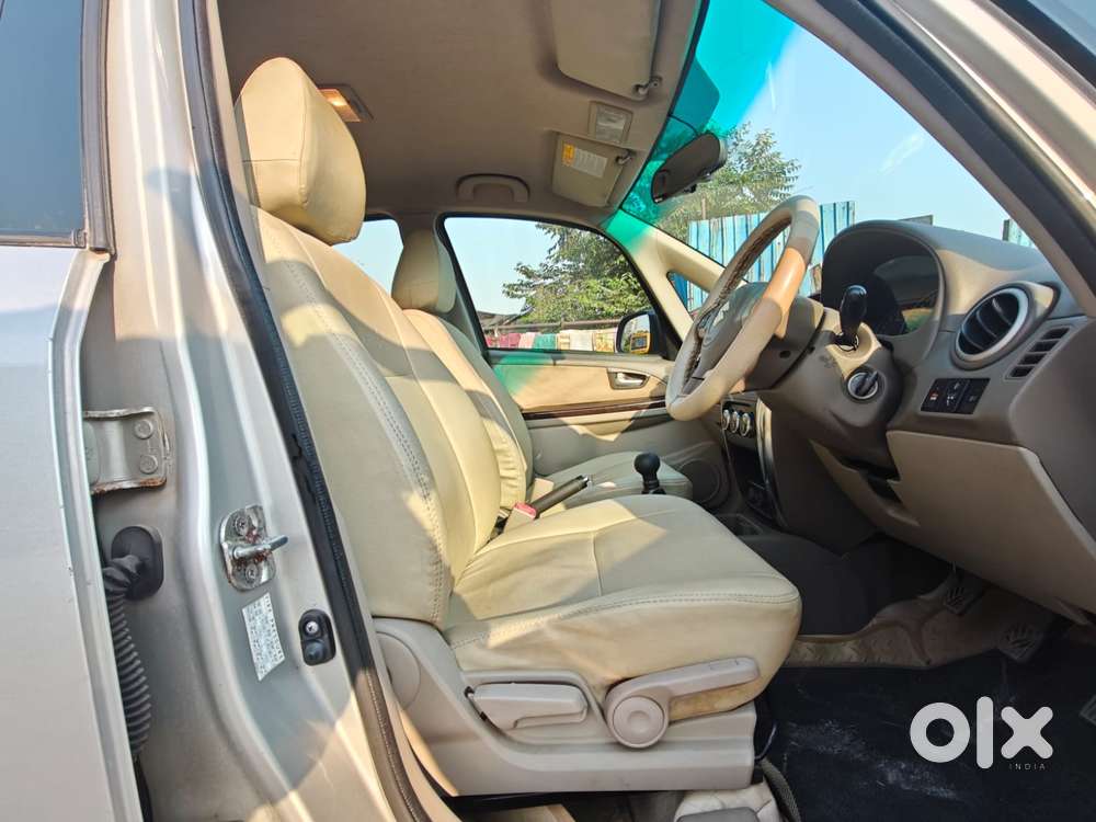 Maruti Suzuki Sx4 Zxi Mt Bsiv, 2012, Petrol