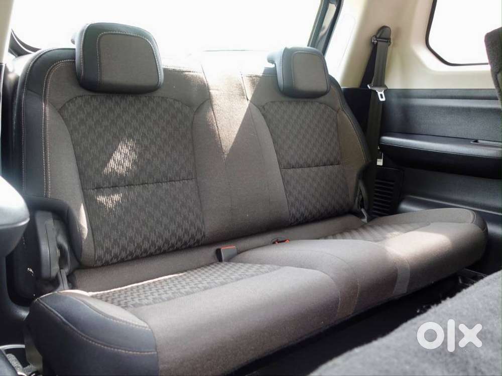 Mahindra Scorpio N Z4 Petrol Mt 7 Str, 2023, Petrol