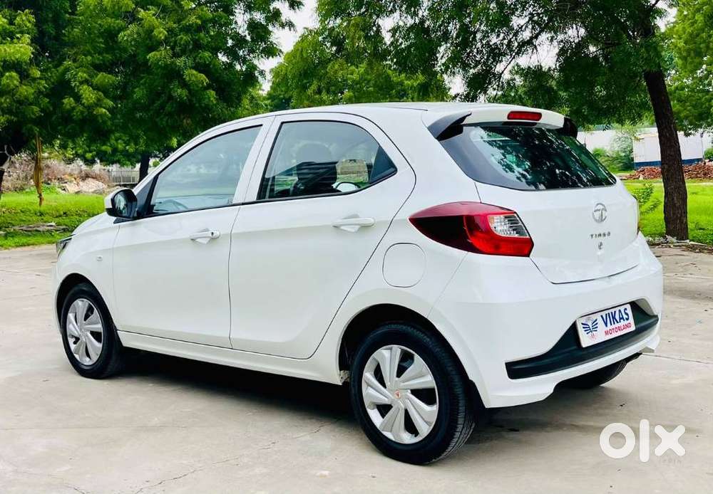 Tata Tiago Xe, 2020, Petrol