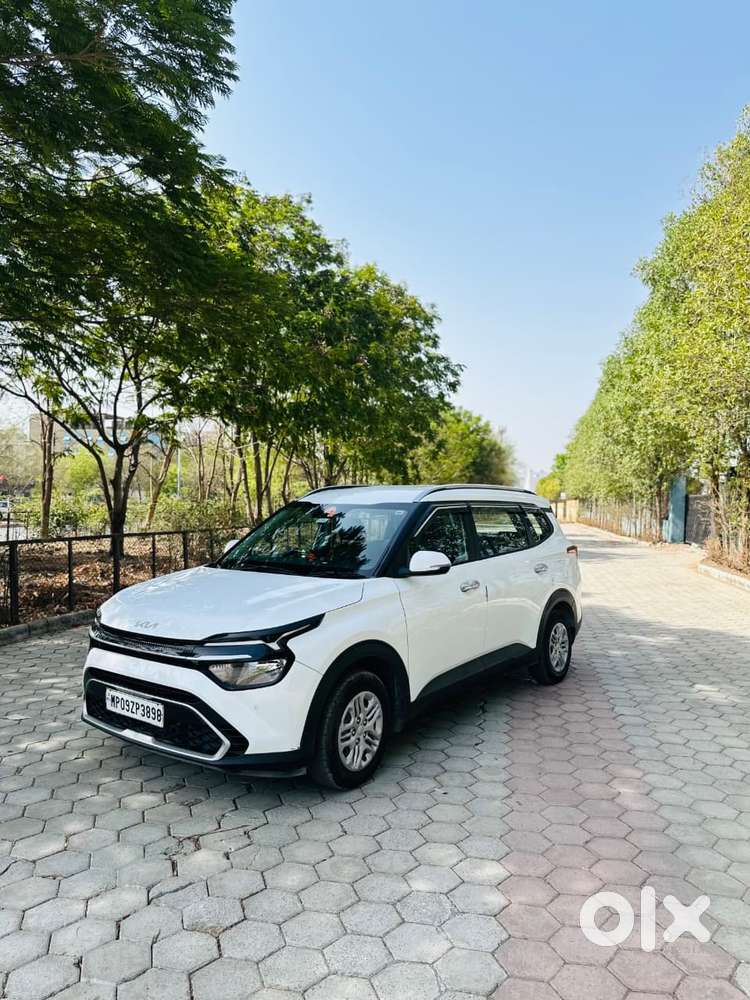 Kia Carens 1.4 Prestige 7 Str, 2023, Petrol