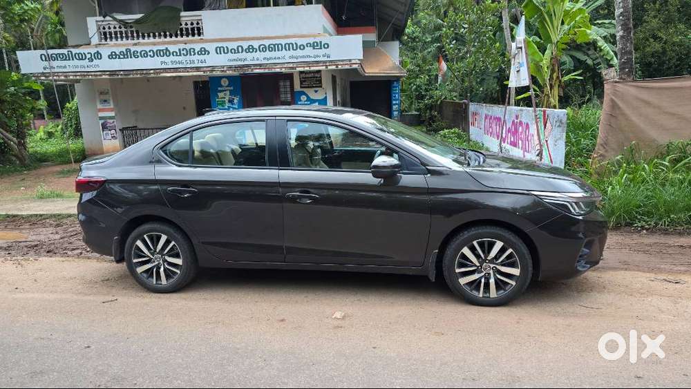 Well Maintained - Single Owner. Honda City 5th Gen. Brown