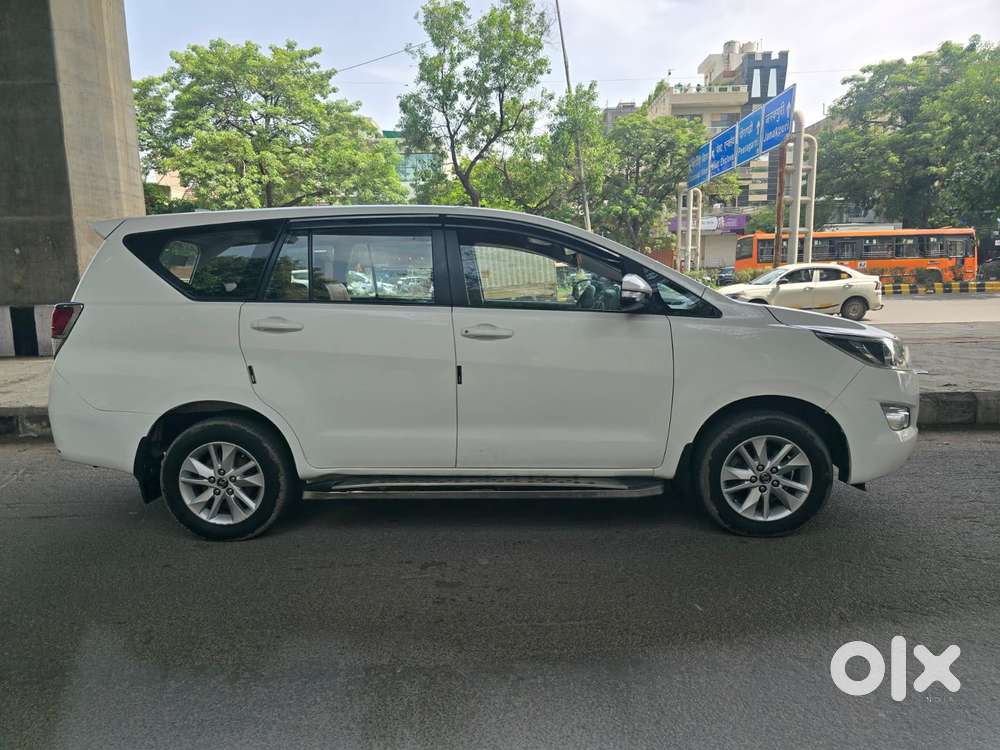 Toyota Innova Crysta 2.8 Gx At 7 Str, 2017, Diesel
