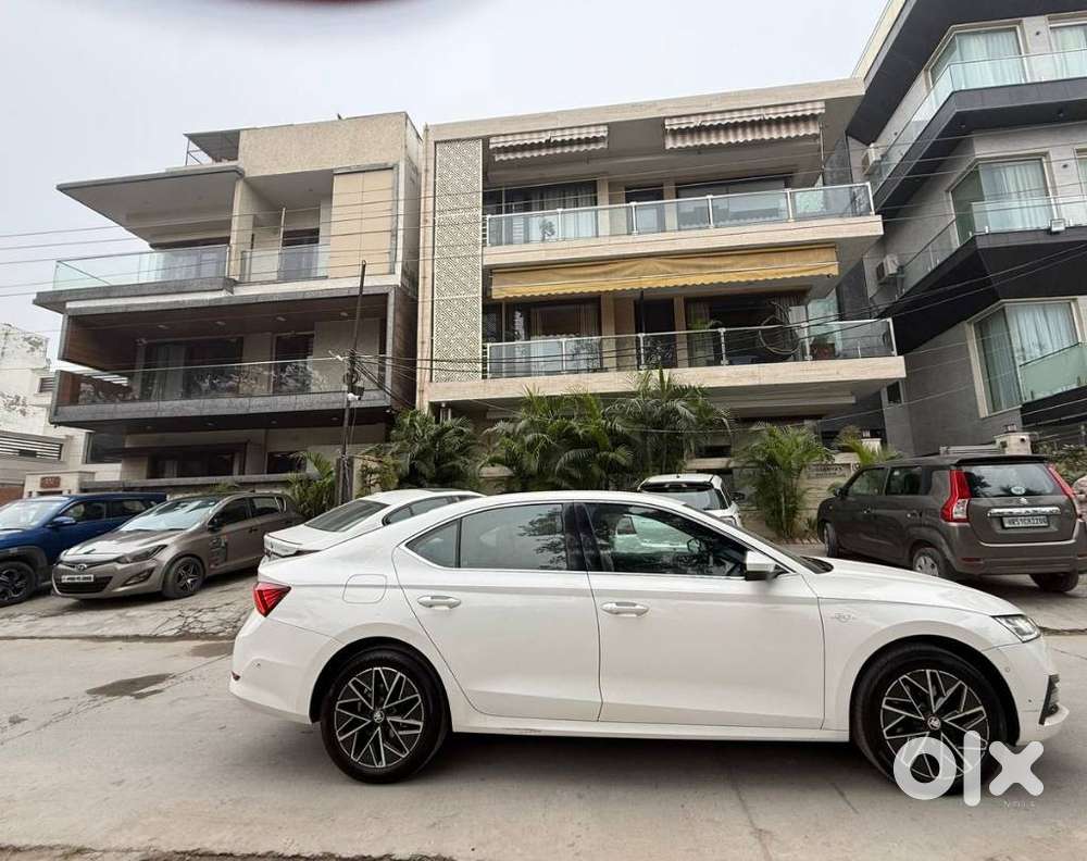 Skoda Octavia 2.0 L K Tsi At, 2022, Petrol