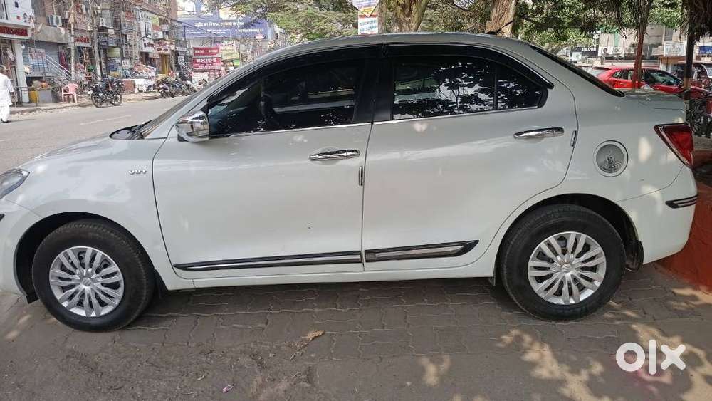 Maruti Suzuki Dzire 1.2 Vxi, 2019, Petrol