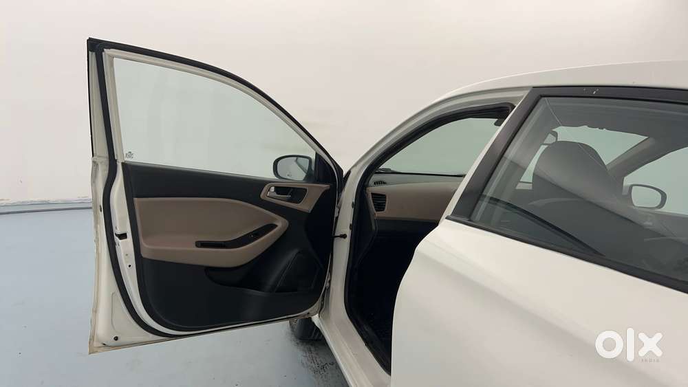 Hyundai Elite I20 [ ] 1.2 Sportz, 2015, Petrol