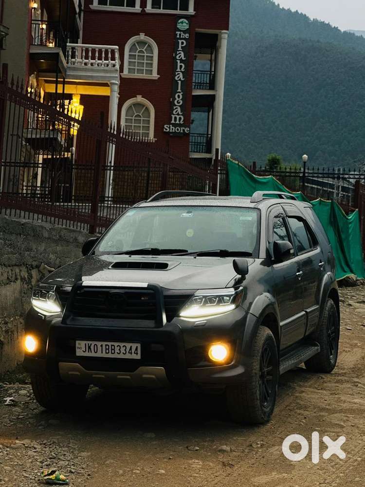 Toyota Fortuner 2014 Diesel 200000 Km Driven