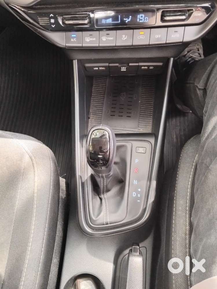 Hyundai I20 Asta 1.2 Ivt, 2021, Petrol
