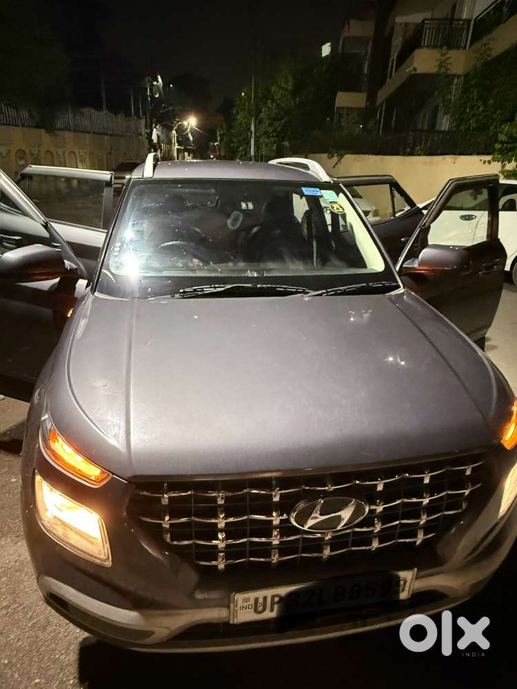 Hyundai Venue Petrol 2019