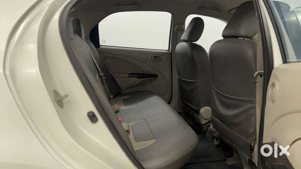 Toyota Etios Vx, 2015, Petrol