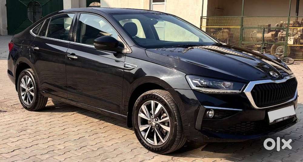 Skoda Slavia, 2025, Petrol