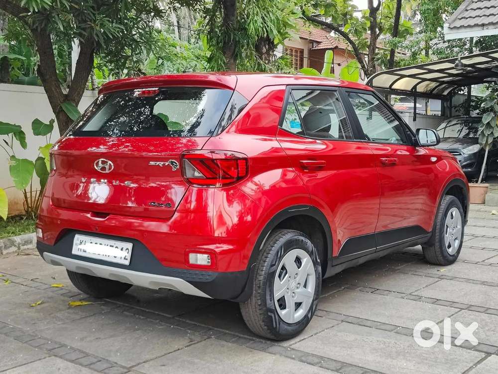 Hyundai Venue E, 2019, Petrol