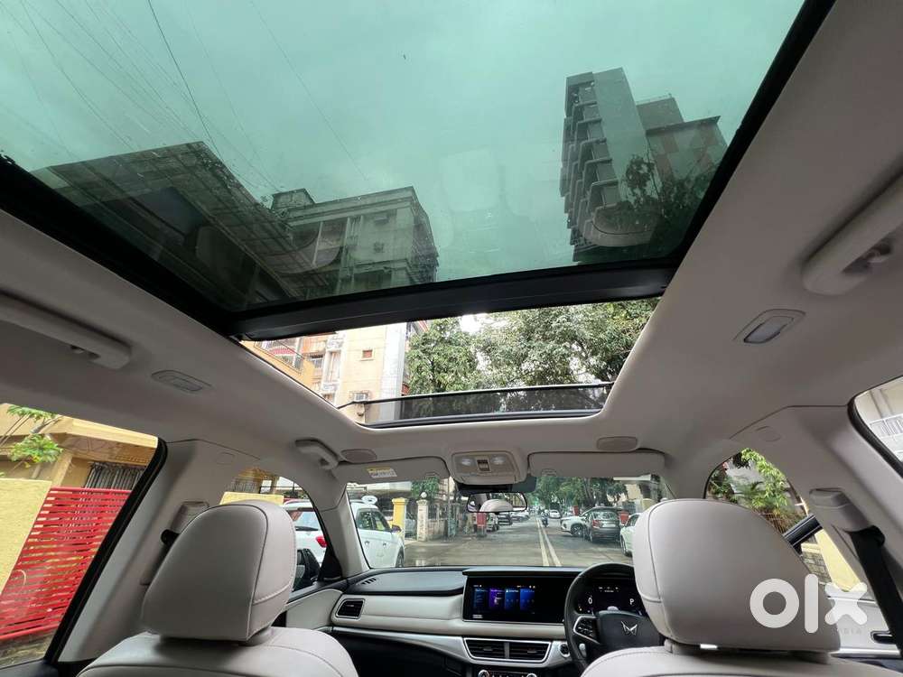 Mahindra Xuv700 2.0 Ax 7 Petrol At Luxury Pack Str, 2023, Diesel