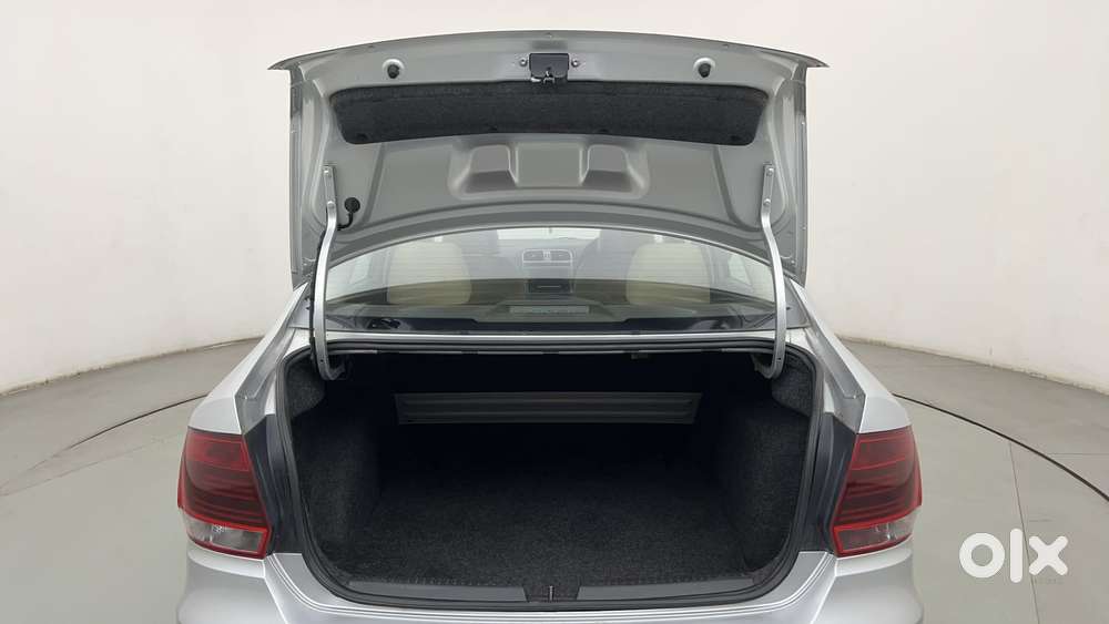 Volkswagen Vento 2010-2013 Petrol Highline, 2016, Petrol