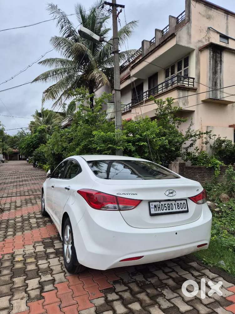 Selling My Hyundai Elantra Topend Model Next To Showroom Condition