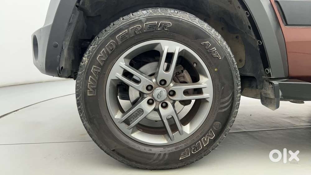 Mahindra Thar Lx Hard Top Petrol At Rwd, 2021, Petrol