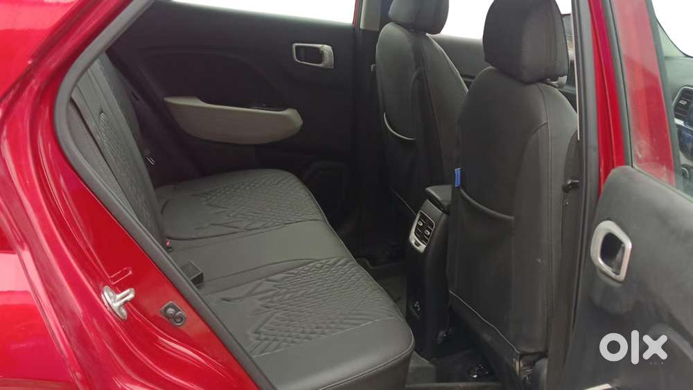 Hyundai Venue 1.0 S (o) Turbo Dct, 2024, Petrol