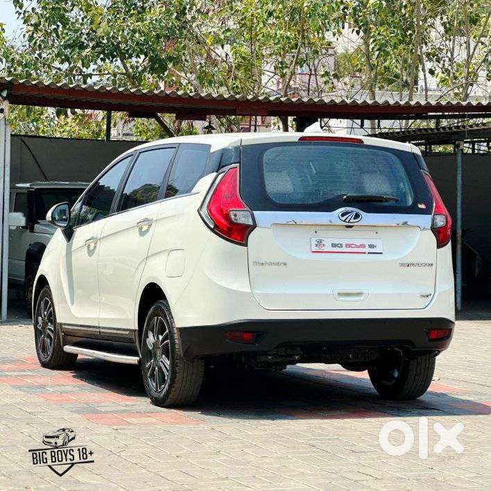 Mahindra Marazzo 1.5 M6 Plus 8 Str, 2022, Diesel