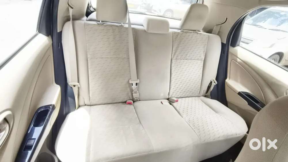 Toyota Etios Liva V Dual Tone, 2018, Petrol