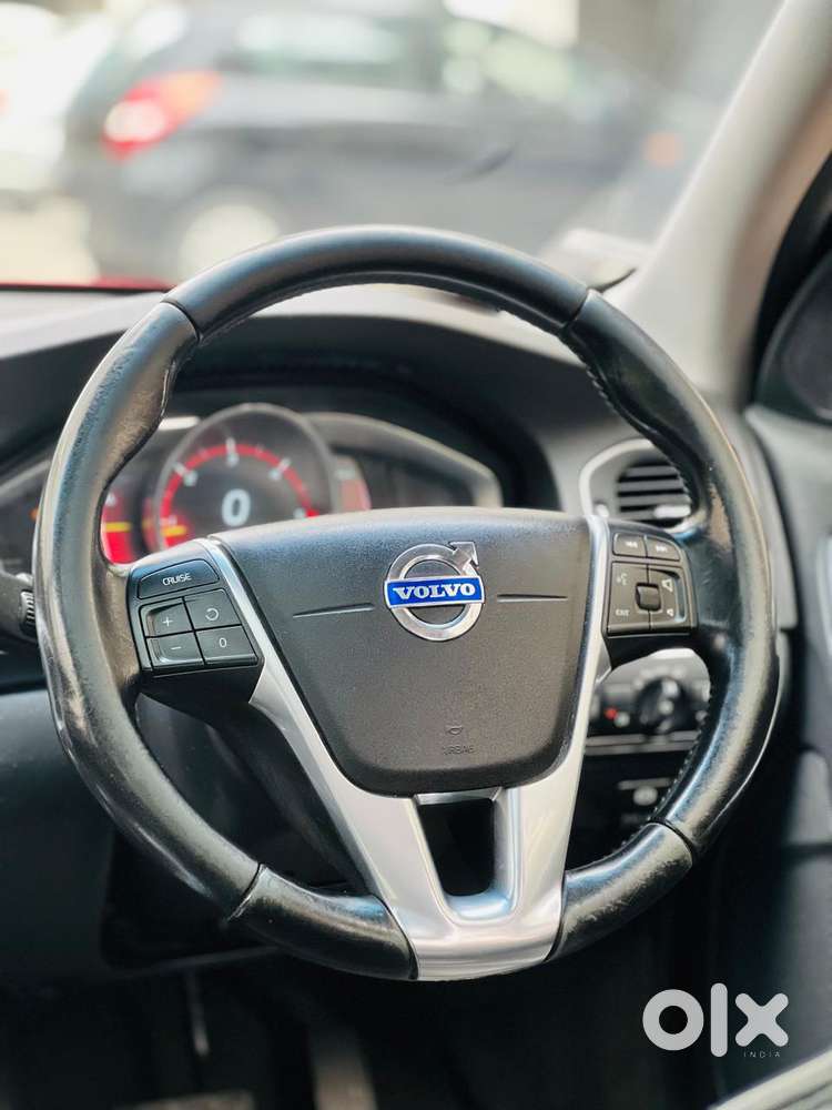 Volvo S60 D5 Kinetic, 2016, Diesel