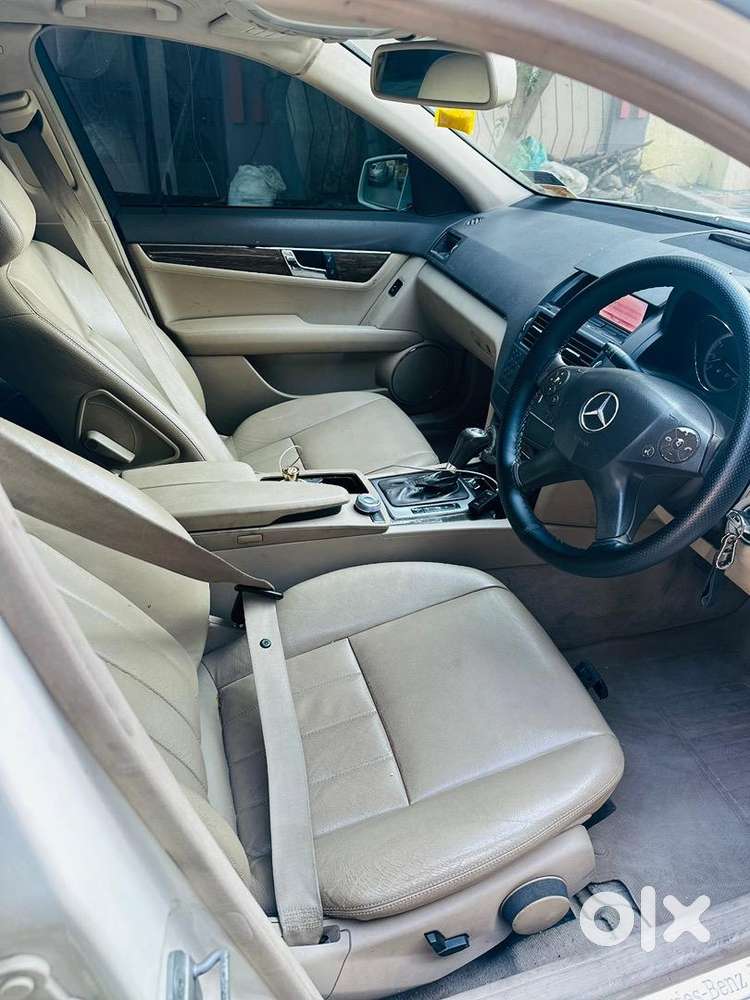 Mercedes-benz C-class 2010 Petrol Well Maintained